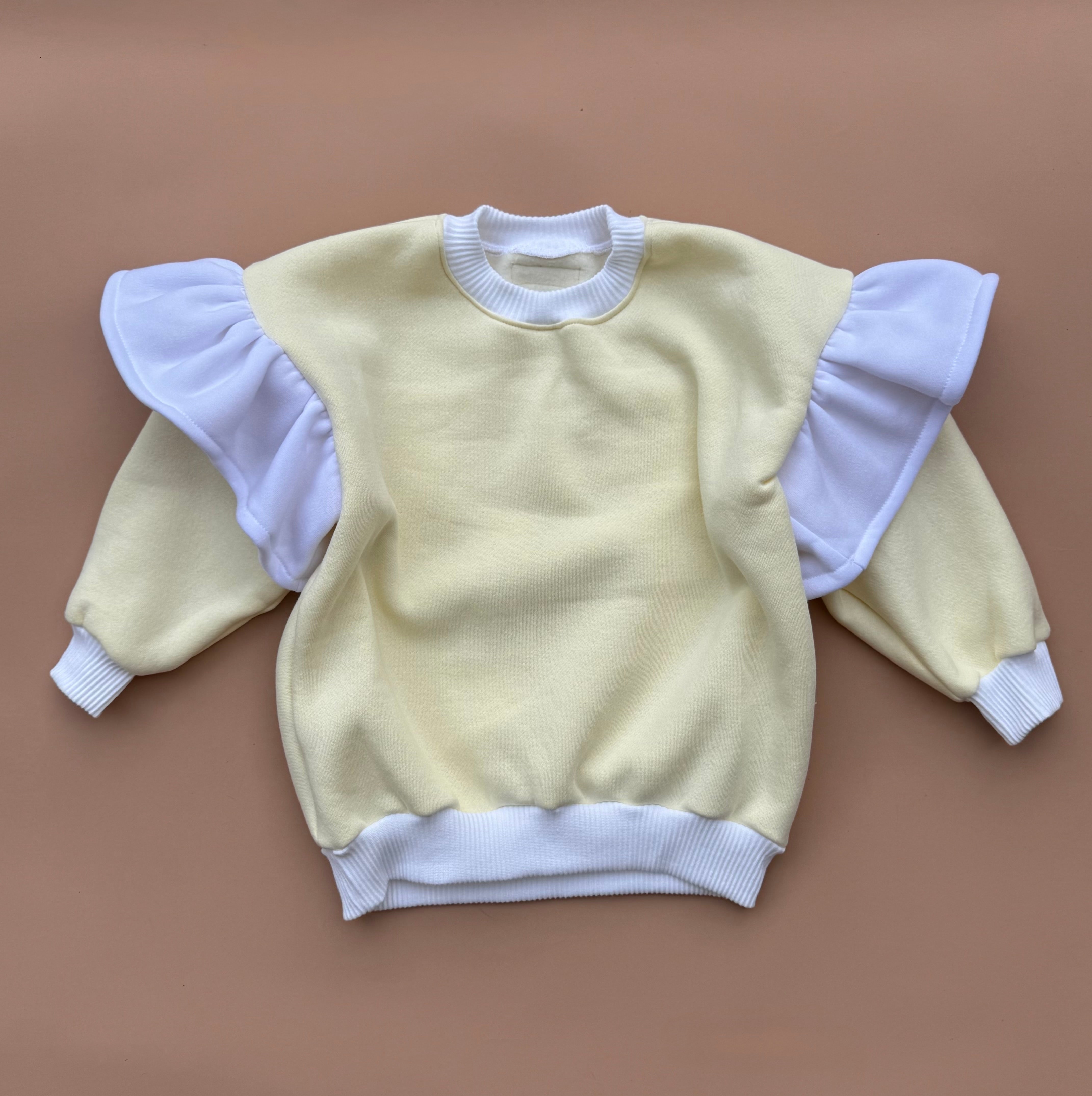 Oversized Frillie Pullover - Lemon & White